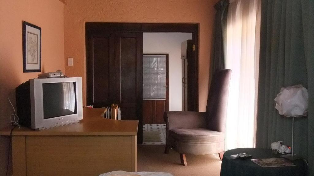 Treetops&Treats Guest House Pretoria-Noord Extérieur photo