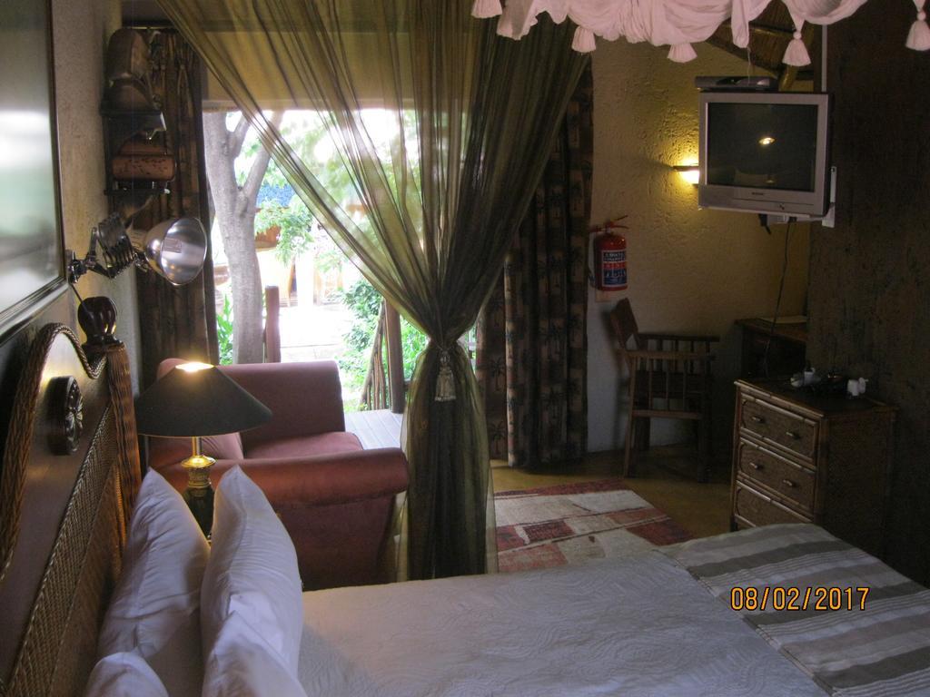 Treetops&Treats Guest House Pretoria-Noord Extérieur photo