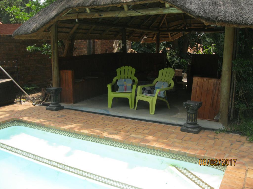 Treetops&Treats Guest House Pretoria-Noord Extérieur photo
