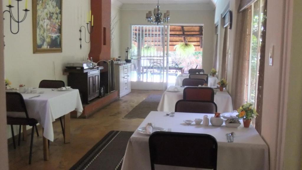 Treetops&Treats Guest House Pretoria-Noord Extérieur photo
