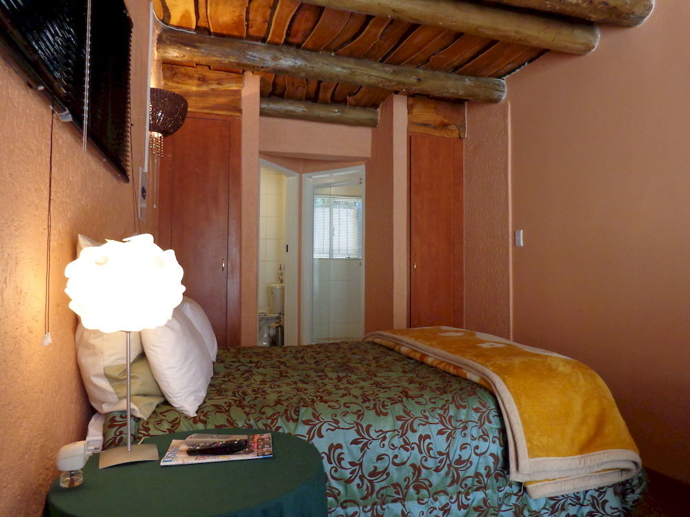 Treetops&Treats Guest House Pretoria-Noord Extérieur photo