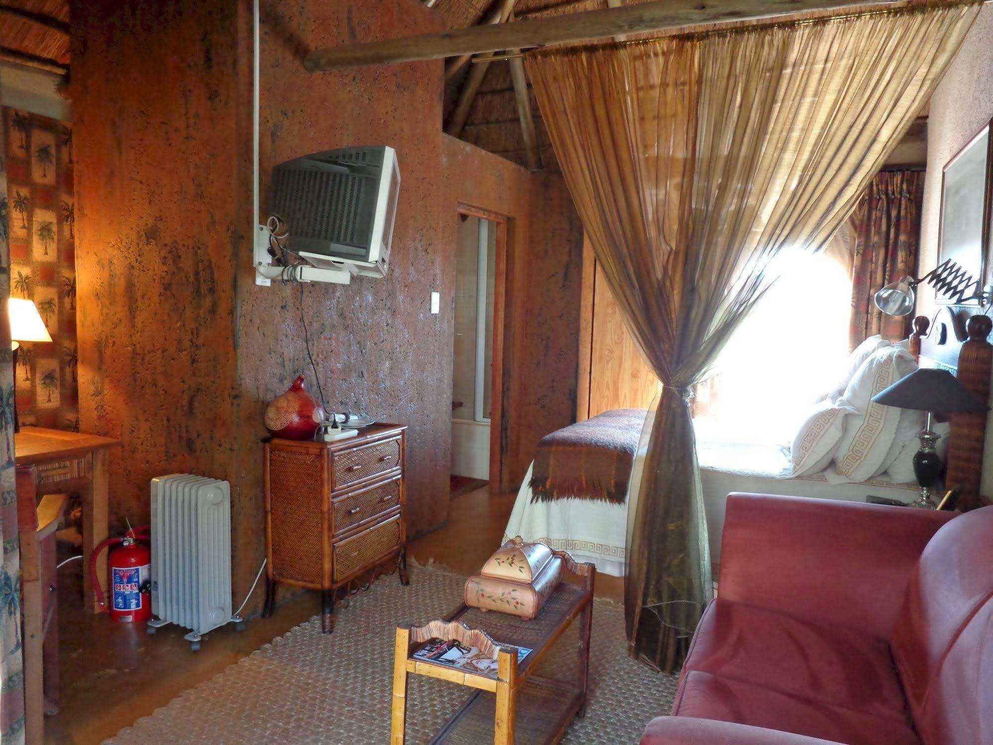 Treetops&Treats Guest House Pretoria-Noord Extérieur photo
